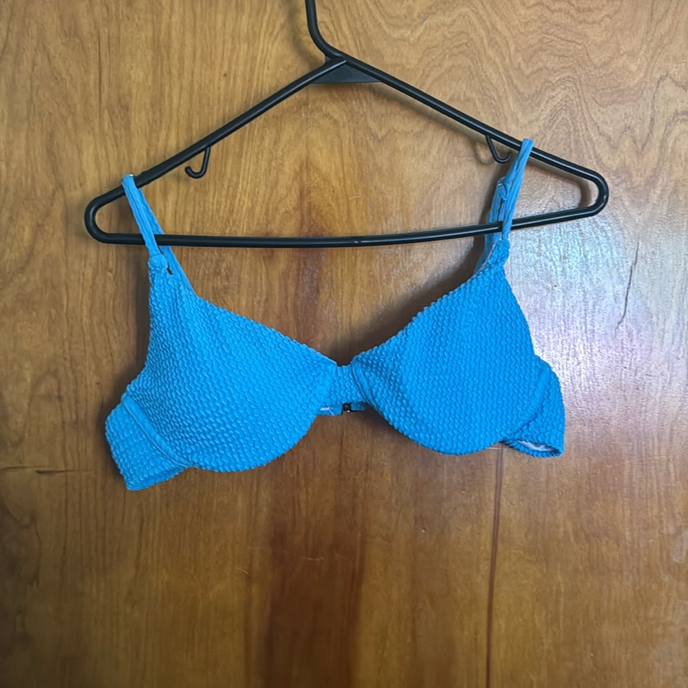 BLUE LARGE SHEIN BIKINI TOP